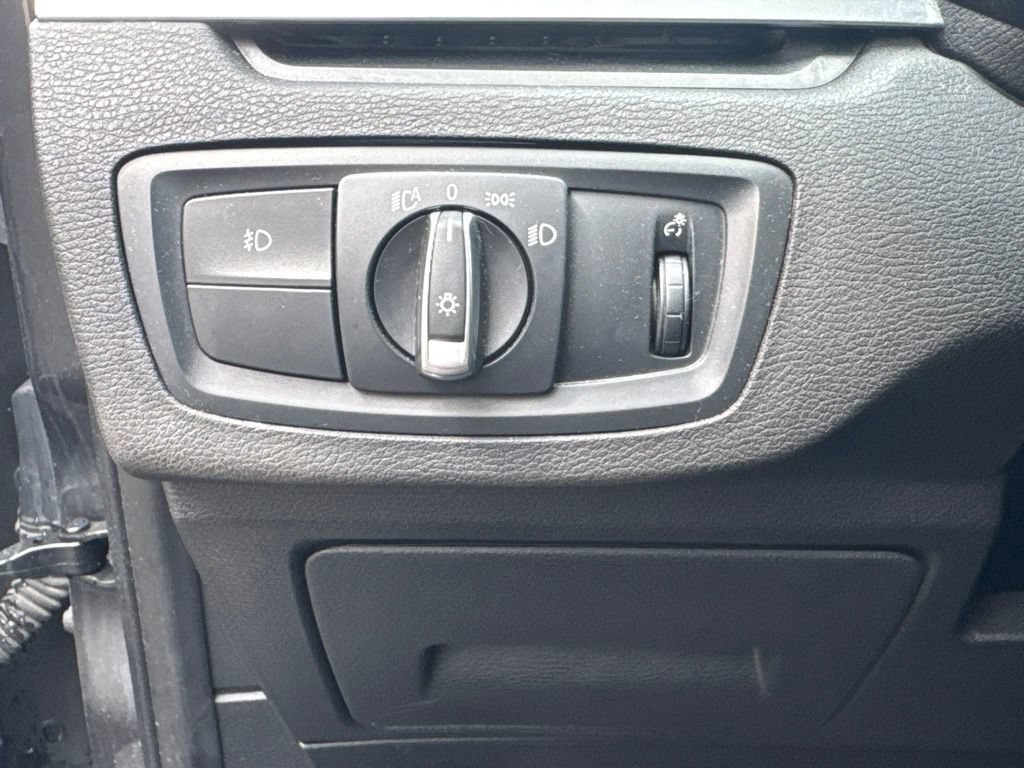 Used 2018 BMW X1 sDrive28i w/ Convenience Package FWD image 40