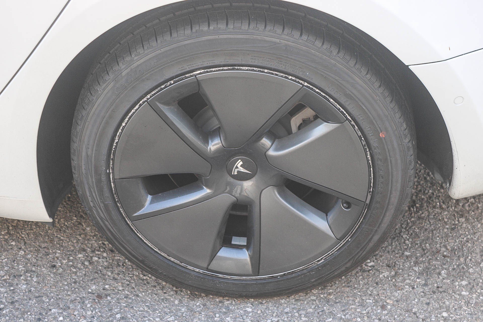 Used 2021 Tesla Model 3 Standard Range Plus RWD image 10