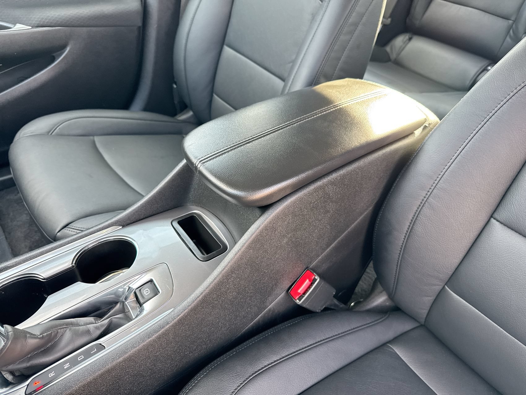 Used 2025 Chevrolet Malibu LT FWD image 20