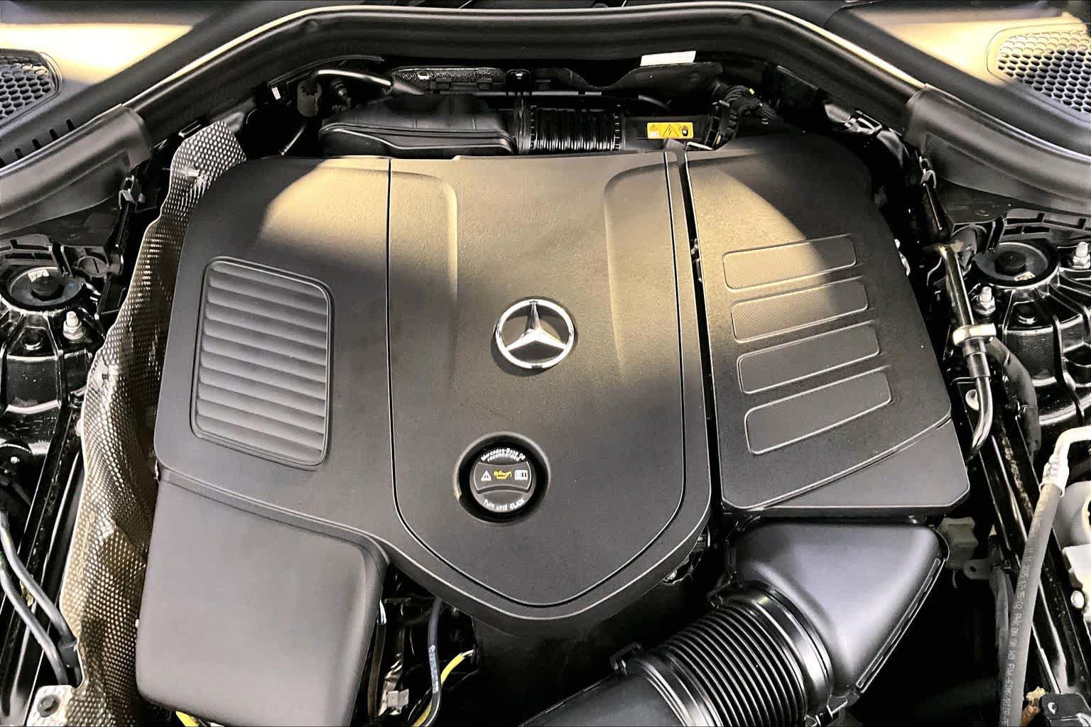 Used 2026 Mercedes-Benz GLC 300 4MATIC image 31