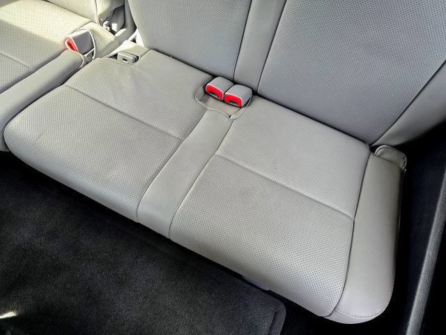 Used 2015 Toyota Sequoia Platinum AWD/4WD image 40