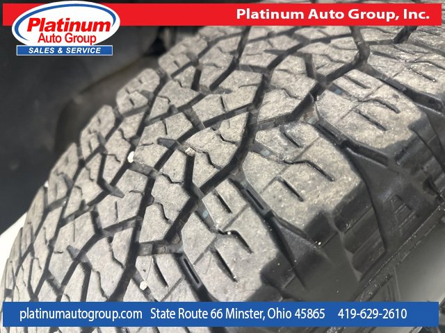 Used 2022 Chevrolet Silverado 2500 High Country w/ Z71 Off-Road Package image 46