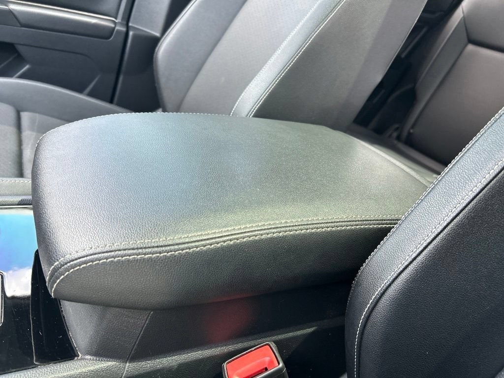 Used 2020 Volkswagen Atlas Cross Sport SEL FWD image 40