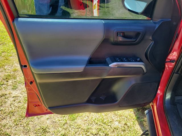 Used 2021 Toyota Tacoma SR5 image 8