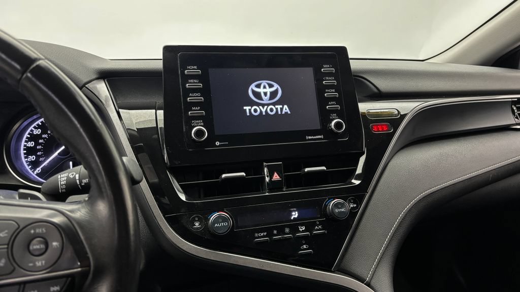 Used 2024 Toyota Camry SE FWD image 20