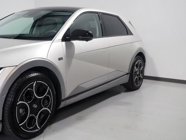 Used 2024 Hyundai Ioniq 5 AWD Limited image 57