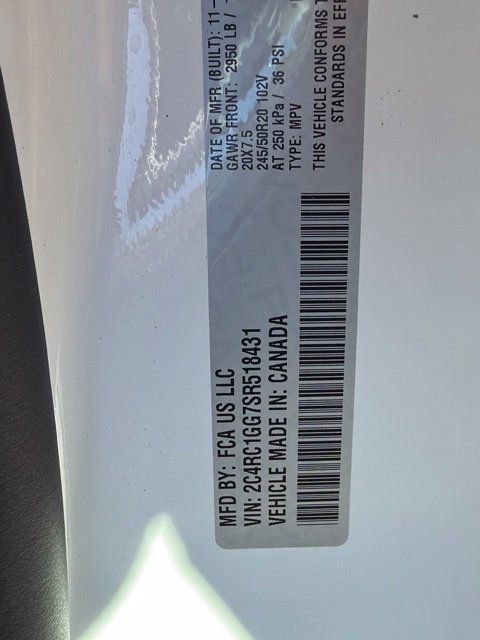 Used 2025 Chrysler Pacifica Limited FWD image 22