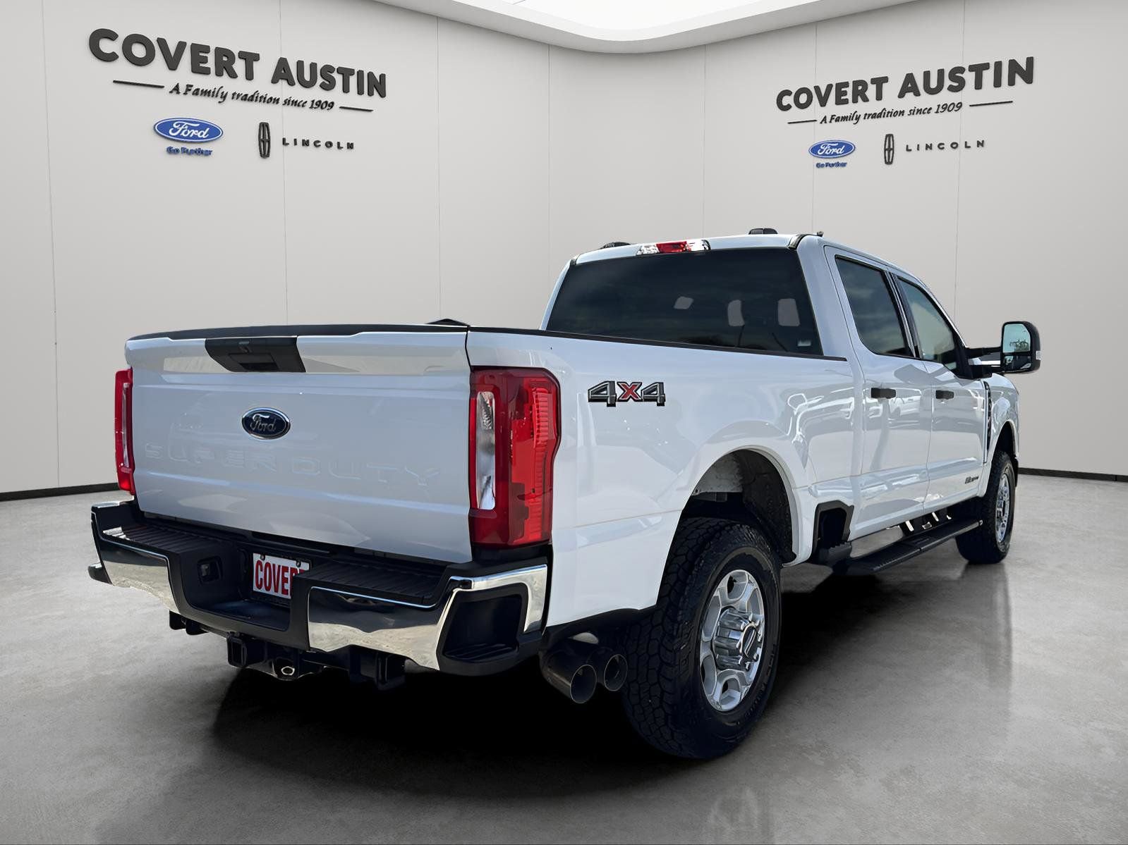 Used 2025 Ford F350 XLT image 5