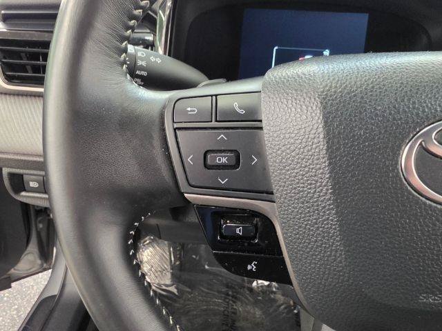 Used 2025 Toyota Camry SE w/ Multimedia Upgrade Package FWD image 16