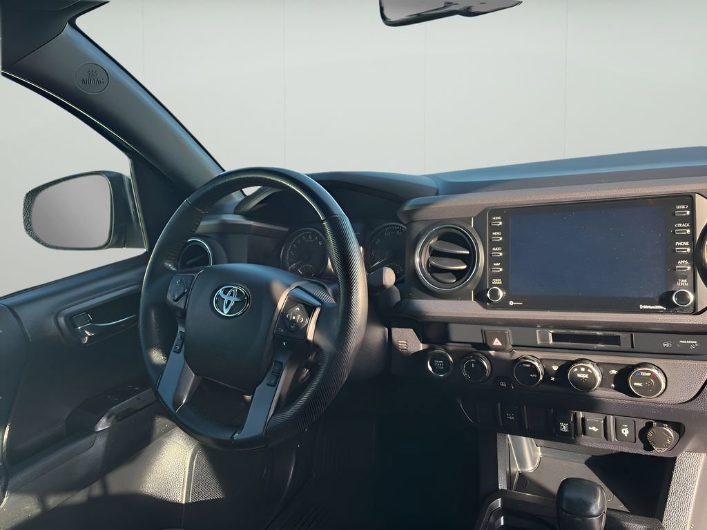 Used 2023 Toyota Tacoma TRD Off-Road image 16