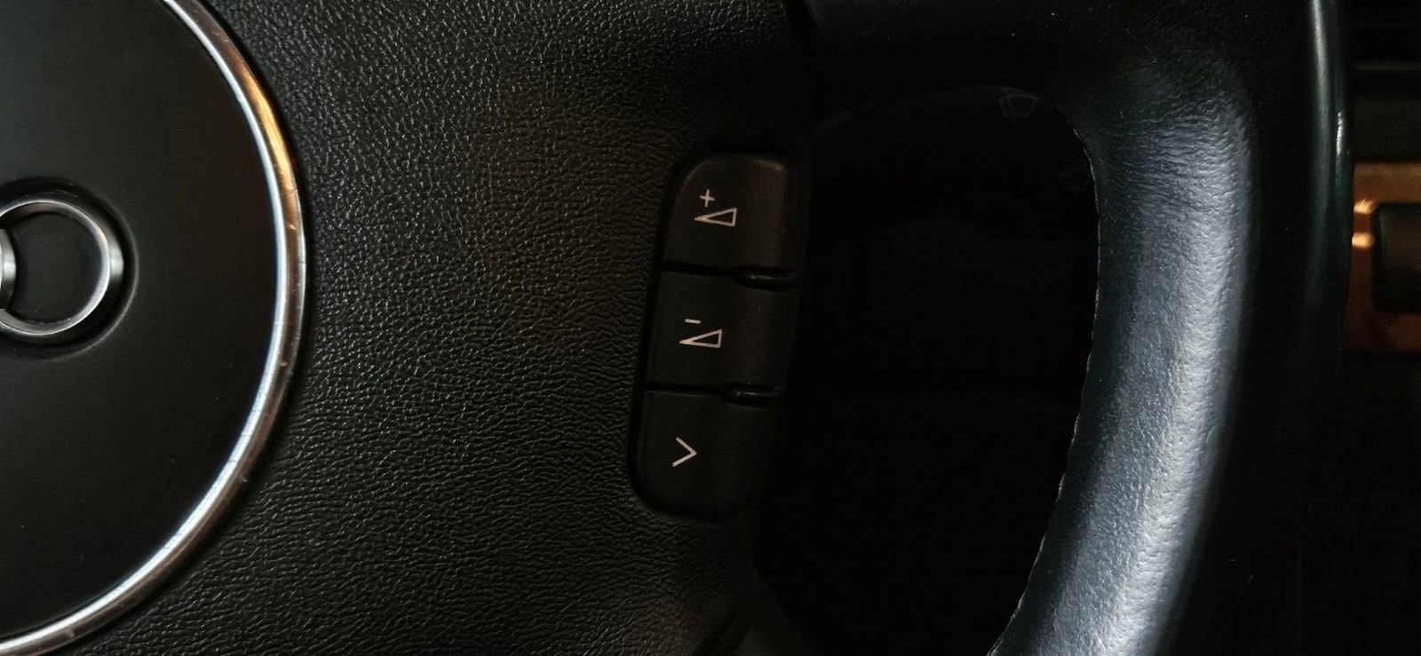 Used 2004 Audi allroad 2.7T image 12