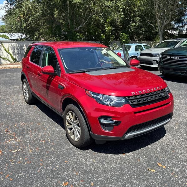 Certified 2018 Land Rover Discovery Sport SE AWD/4WD image 3