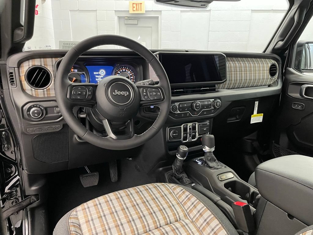 New 2026 Jeep Gladiator Mojave AWD/4WD image 9