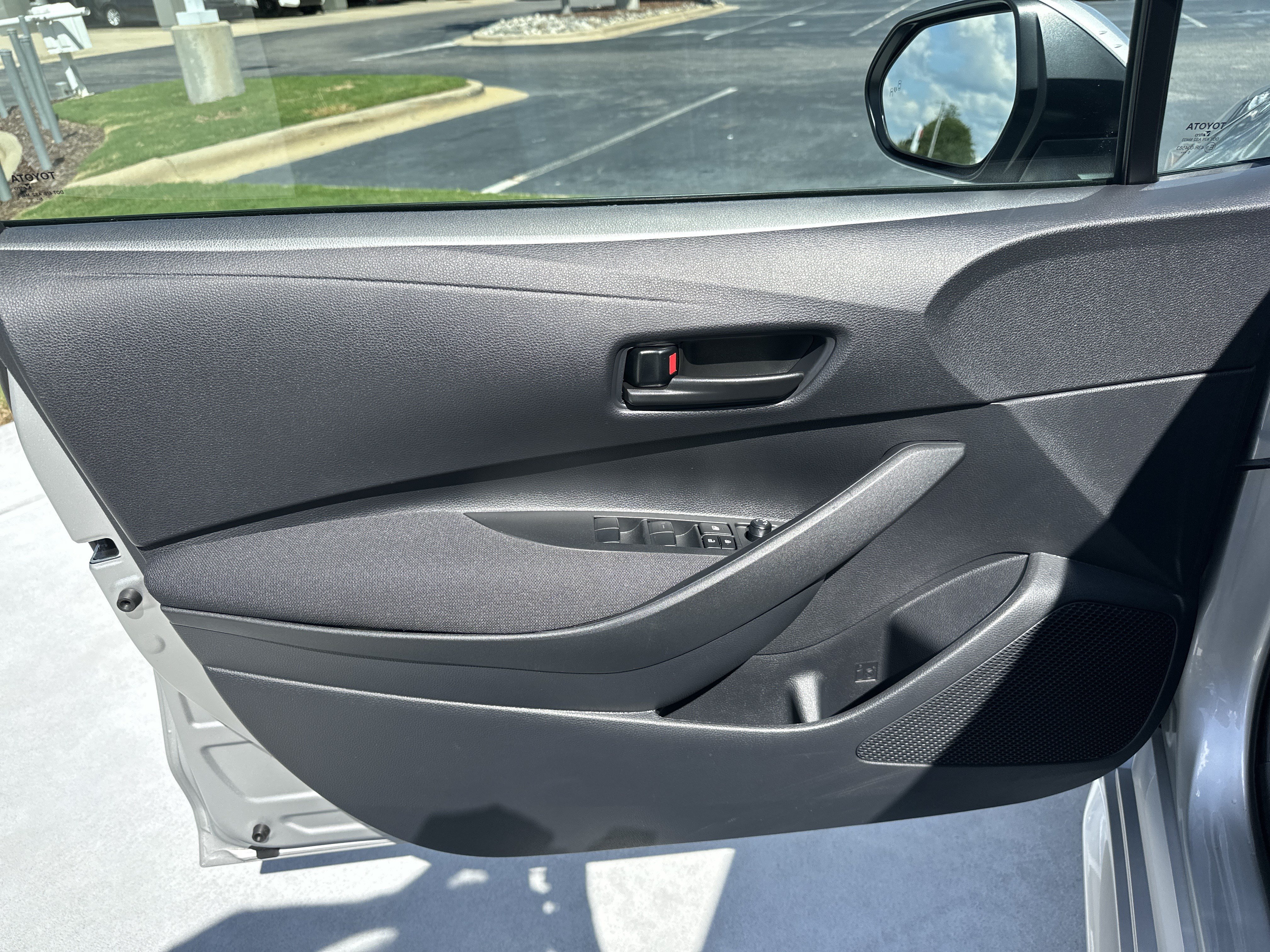 Certified 2026 Toyota Corolla LE FWD image 14