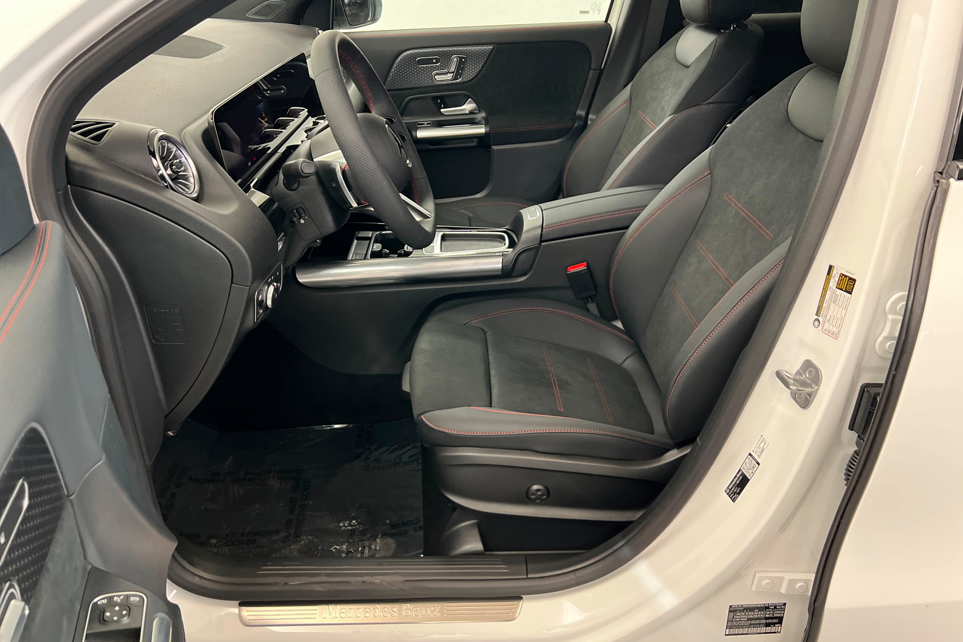 New 2026 Mercedes-Benz GLA 250 4MATIC image 17