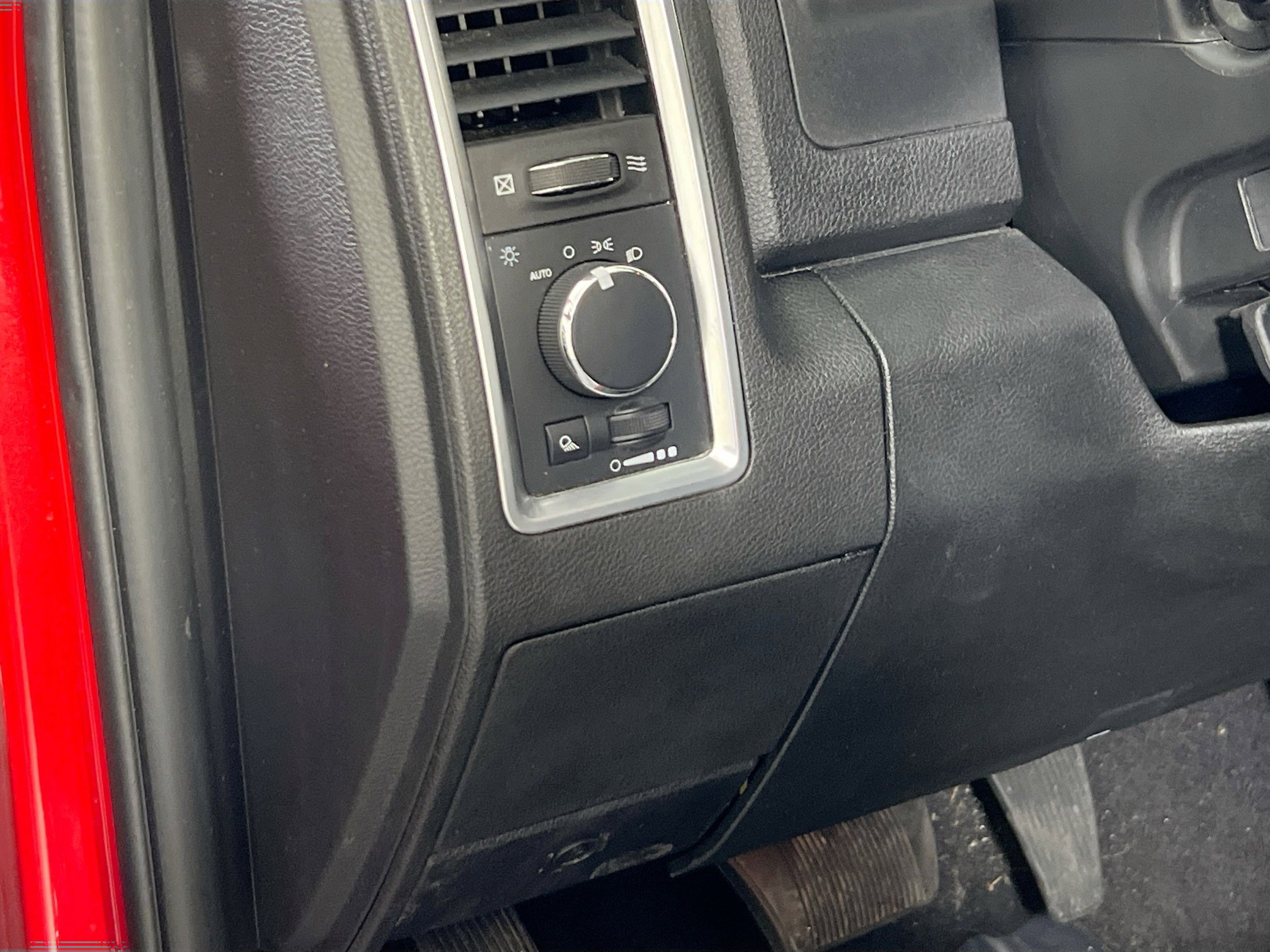 Used 2022 RAM 1500 Classic Warlock w/ Electronics Group image 10