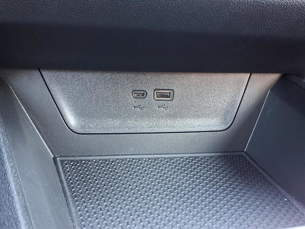 Used 2025 Chevrolet Equinox LT image 7