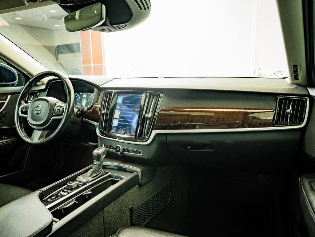 Used 2017 Volvo S90 T5 Momentum w/ Vision Package image 45