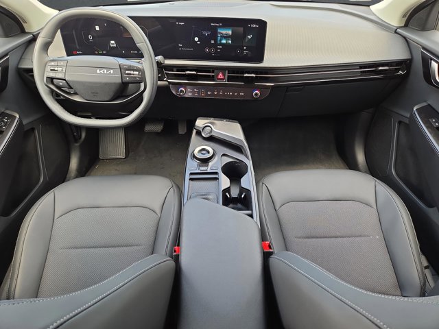 Used 2025 Kia EV6 Light w/ Light LR Technology Package image 14