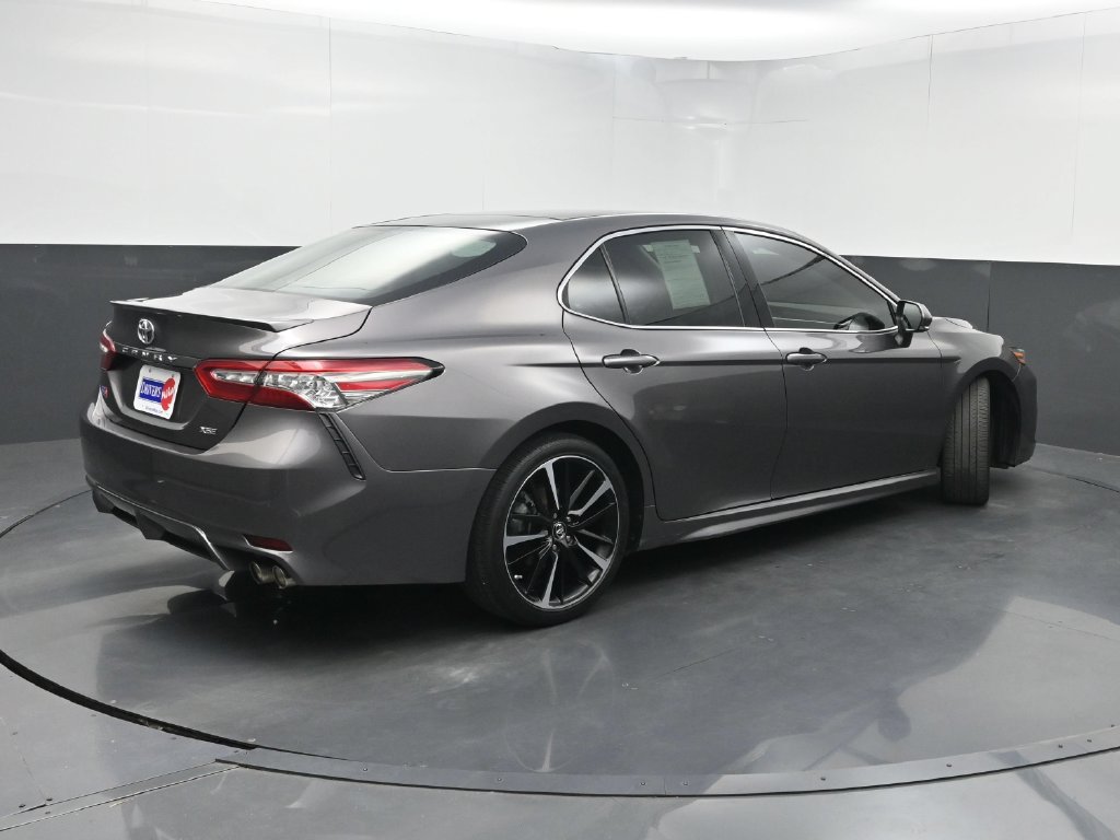Used 2018 Toyota Camry XSE FWD image 20