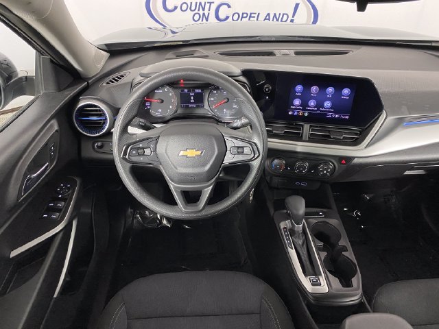 Certified 2024 Chevrolet Trax LS w/ LS Convenience Package FWD image 16