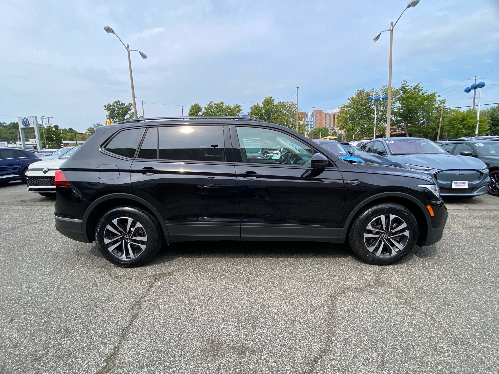 Certified 2024 Volkswagen Tiguan S FWD image 2