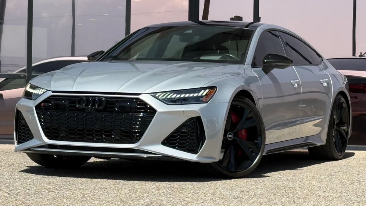 Used 2021 Audi RS 7 Sportback AWD/4WD image 2