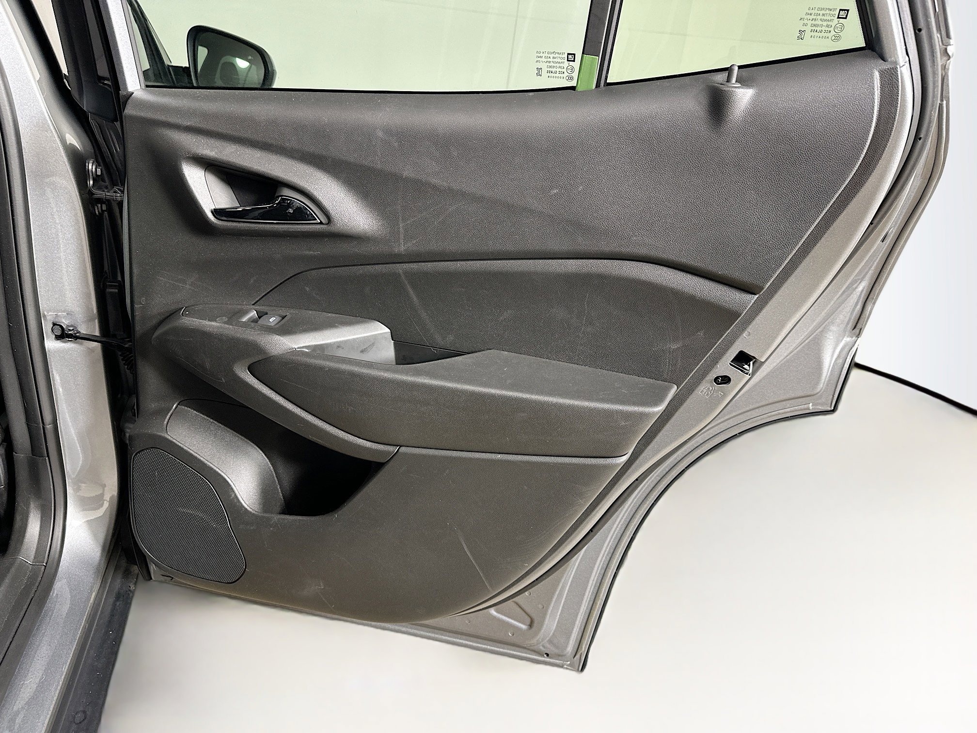 Used 2024 Chevrolet Trax RS w/ Sunroof Package image 29