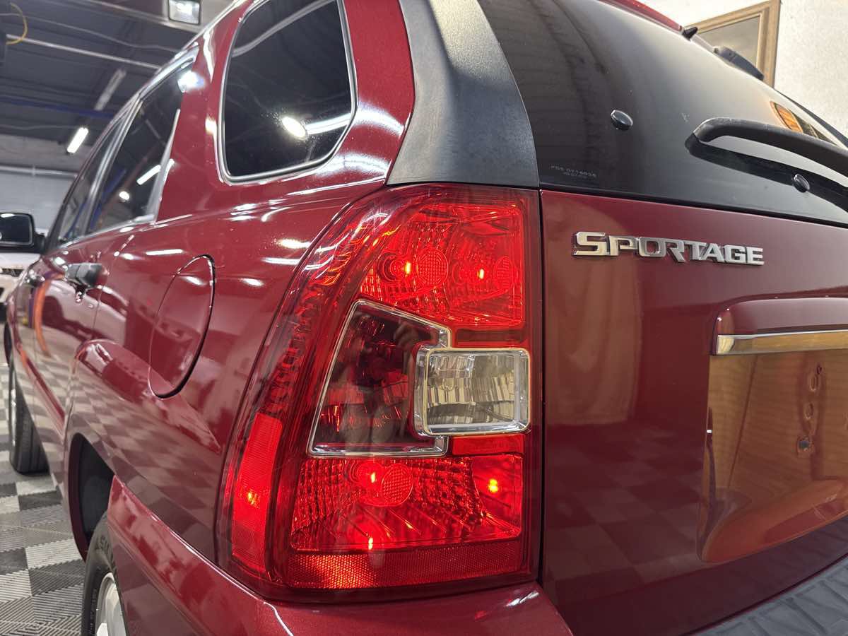Used 2009 Kia Sportage LX FWD image 7
