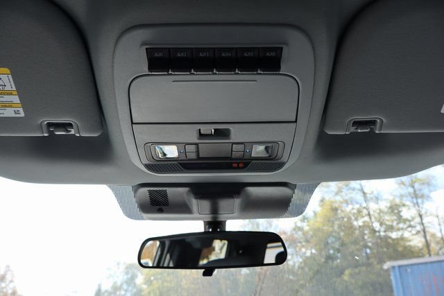 New 2026 Ford F550 4x4 Supercab Super Duty image 24