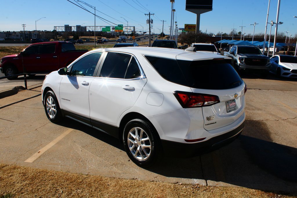 Used 2024 Chevrolet Equinox LT image 11