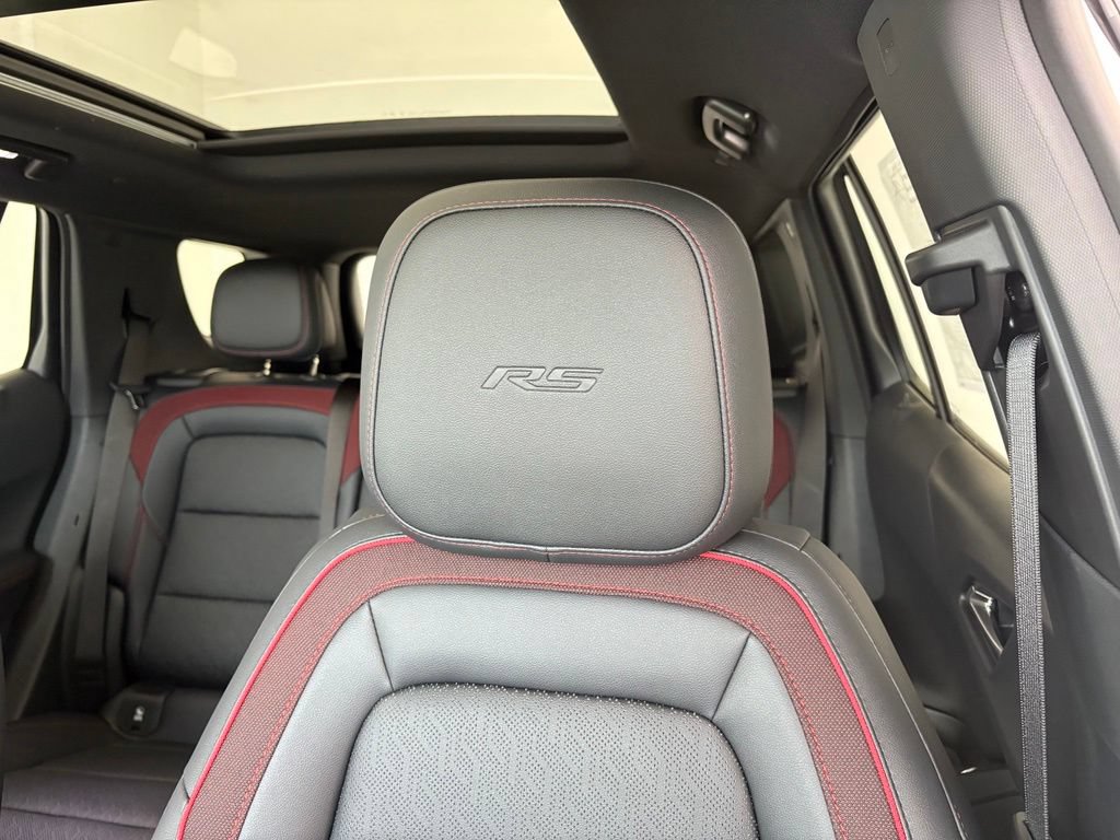 New 2027 Chevrolet Equinox RS w/ Safety and Technology Package FWD image 31