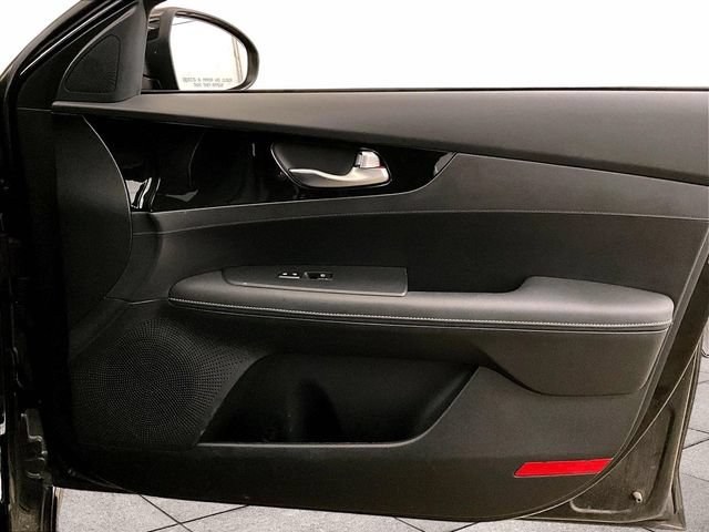 Used 2022 Kia Forte GT-Line w/ GT-Line Technology Package FWD image 23