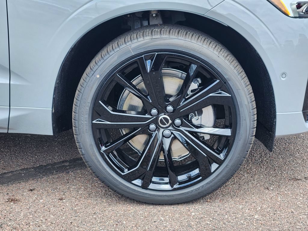 New 2026 Volvo XC60 T8 Ultra w/ Protection Package Premier AWD/4WD image 30