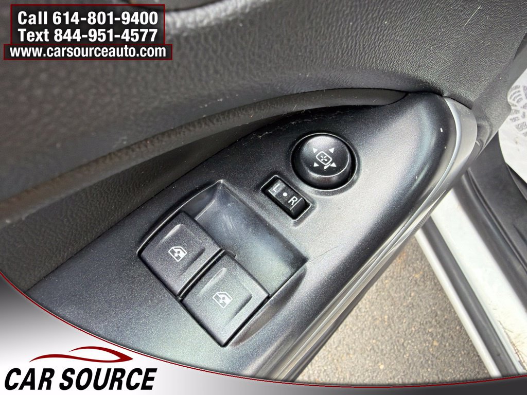Used 2021 Chevrolet Colorado LT w/ Fleet Safety Package RWD image 16