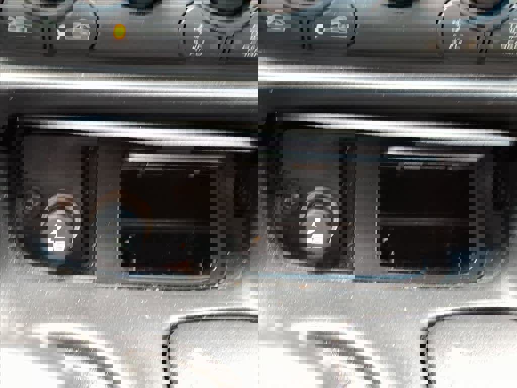 Used 1997 Chevrolet Corvette Coupe image 17