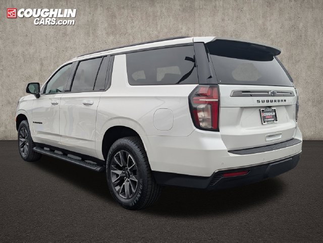 Used 2021 Chevrolet Suburban Z71 w/ Z71 Signature Package AWD/4WD image 6