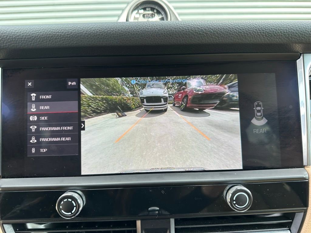 Certified 2026 Porsche Macan Turbo AWD/4WD image 32