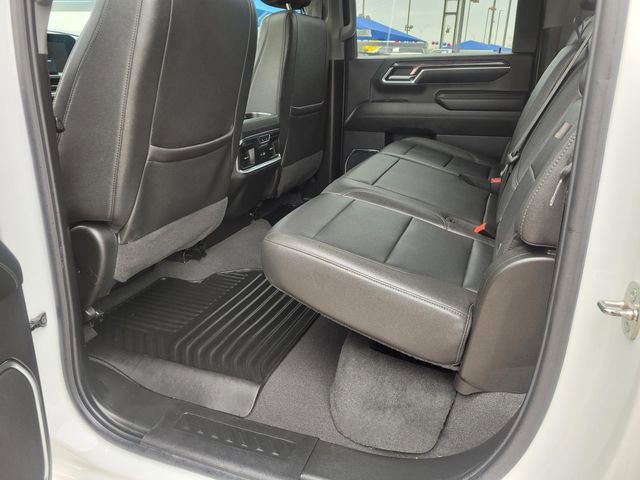 Used 2024 Chevrolet Silverado 2500 LTZ w/ LTZ Texas Edition image 3