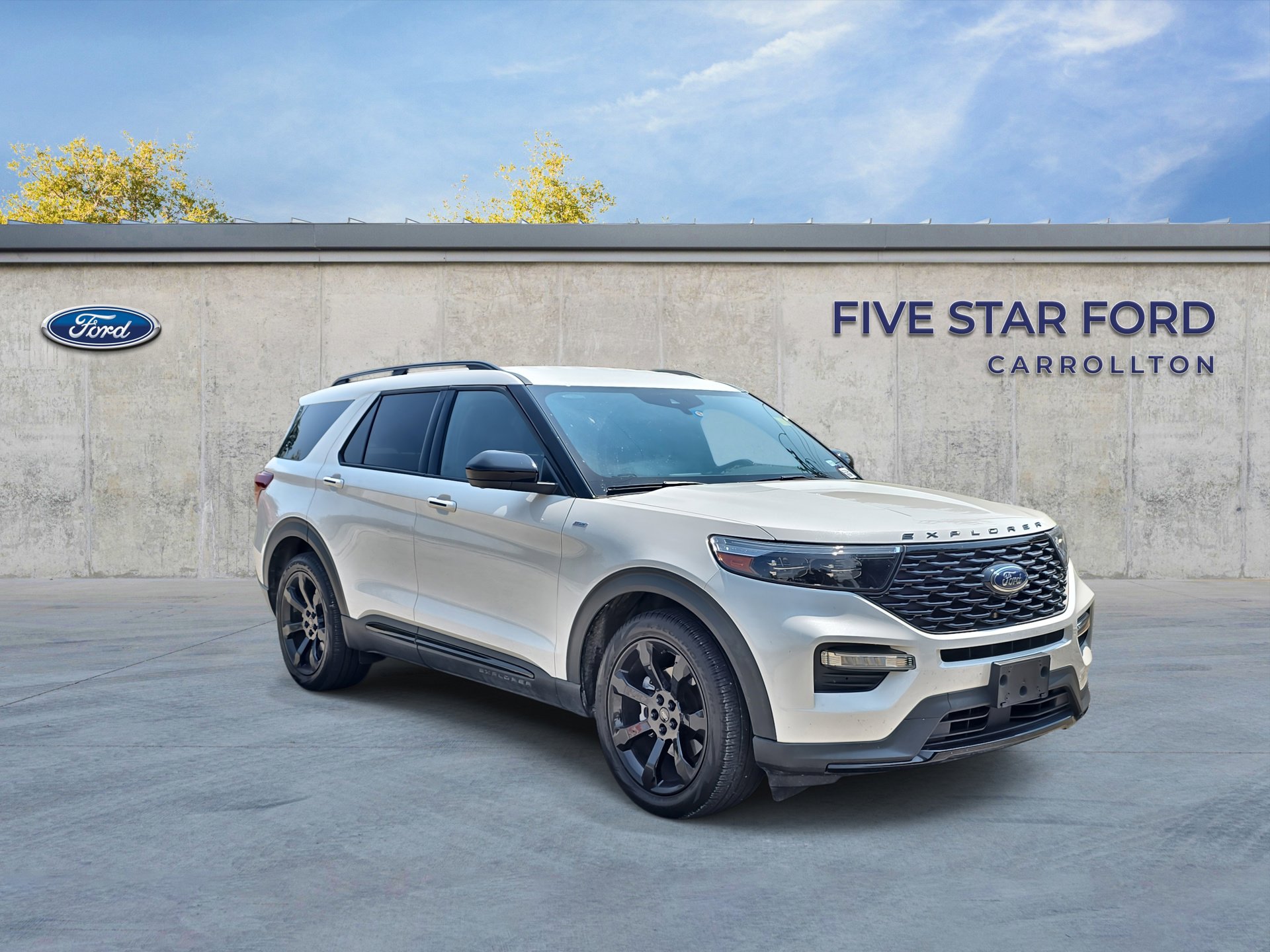 Certified 2023 Ford Explorer ST-Line w/ Class IV Trailer Tow Package