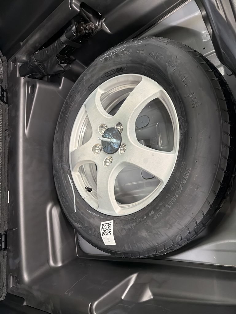 New 2026 Jeep Grand Cherokee Laredo X RWD image 9