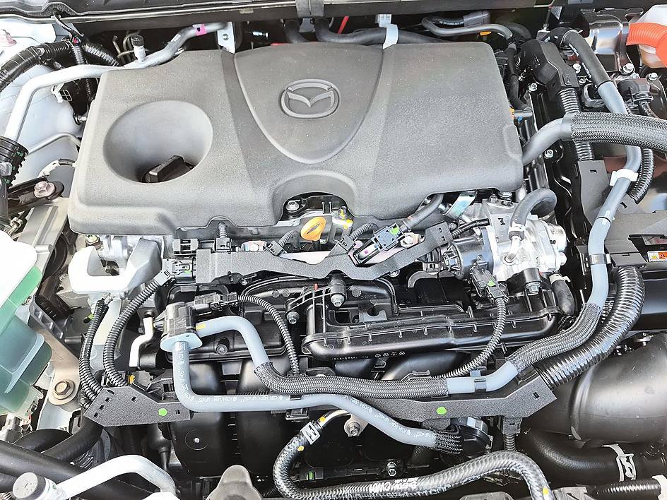 New 2026 MAZDA CX-50 AWD 2.5 Hybrid w/ Weather Package image 37
