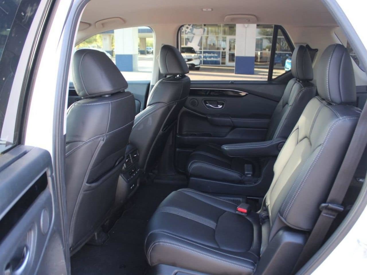 Used 2023 Honda Pilot EX-L image 13