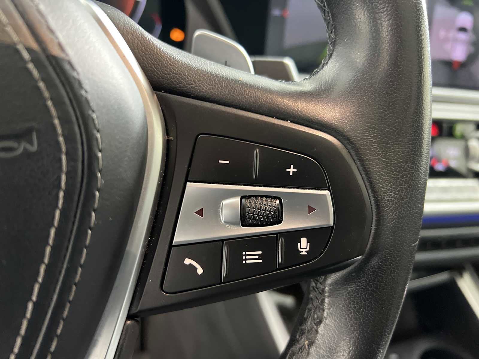 Used 2021 BMW X5 sDrive40i w/ Convenience Package image 10