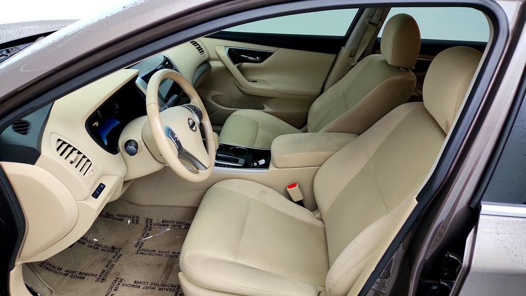 Used 2014 Nissan Altima 2.5 SV FWD image 18