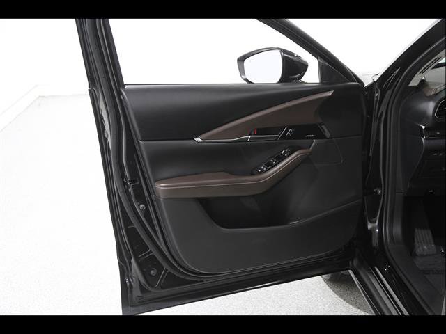 Used 2025 MAZDA CX-30 AWD 2.5 S w/ Premium Package image 4