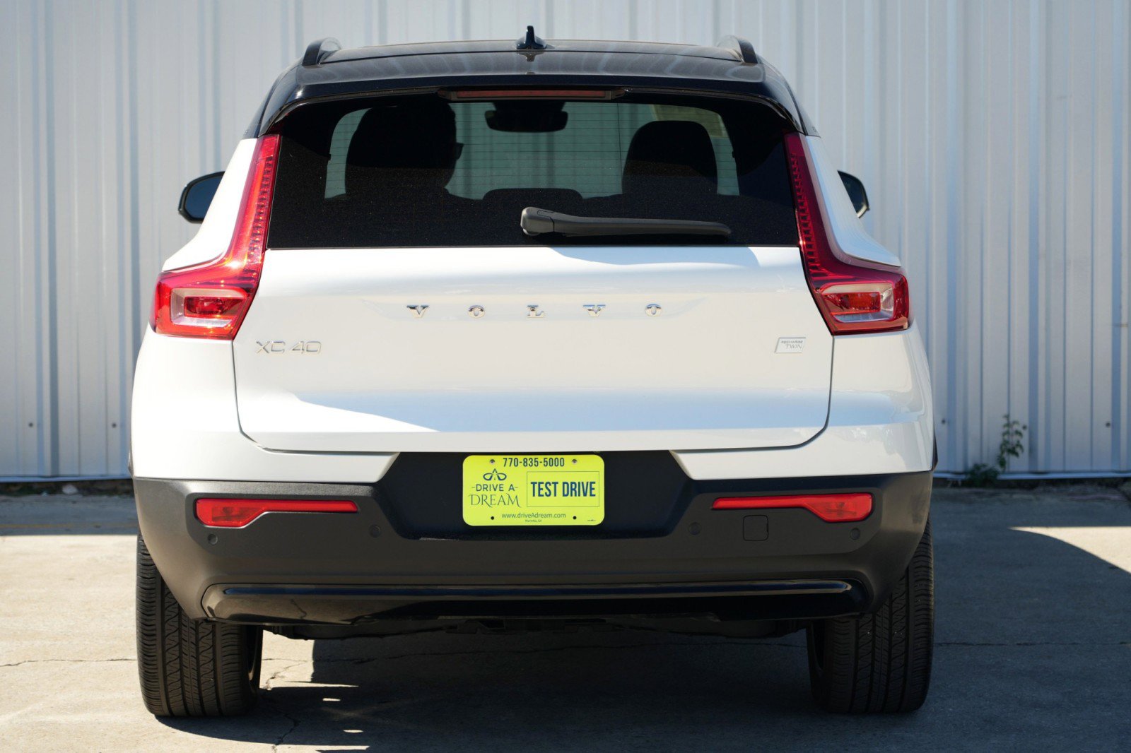Used 2023 Volvo XC40 Recharge Plus w/ Protection Package Premier image 50