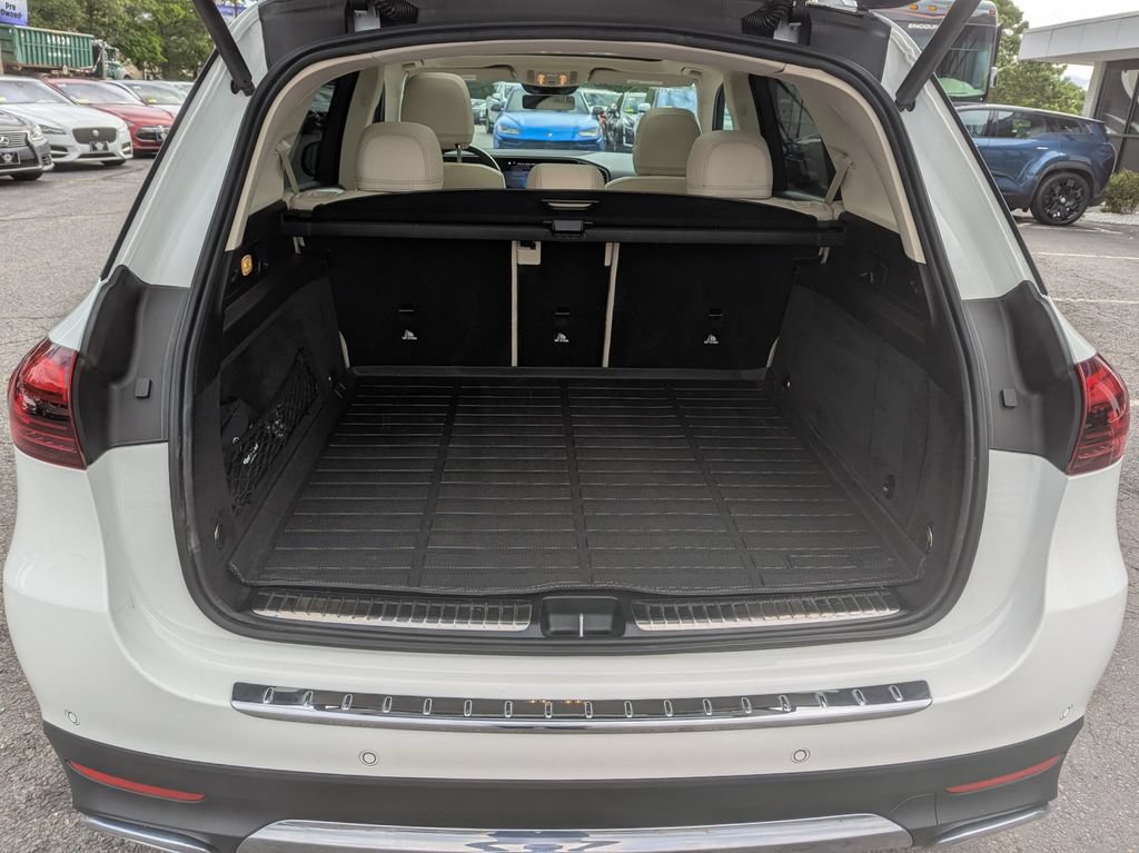 Used 2024 Mercedes-Benz GLE 450 4MATIC image 47