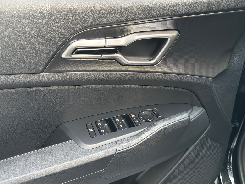 New 2027 Kia Sportage S FWD image 17