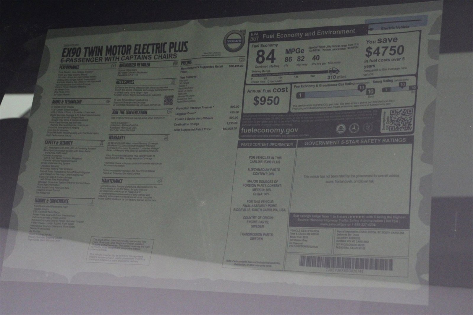 New 2025 Volvo EX90 Plus w/ Protection Package Premier image 17